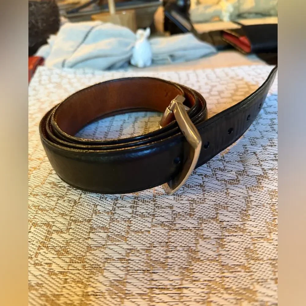 Brighton Men’s reversible belt leather sz 42
